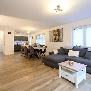  Holiday home Alpjuwel